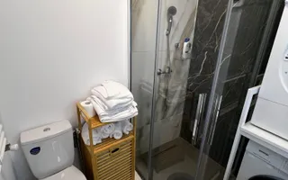 Vacanță la tine acasă | 2 camere cu vedere la mare | Mamaia Nord - Poză 16