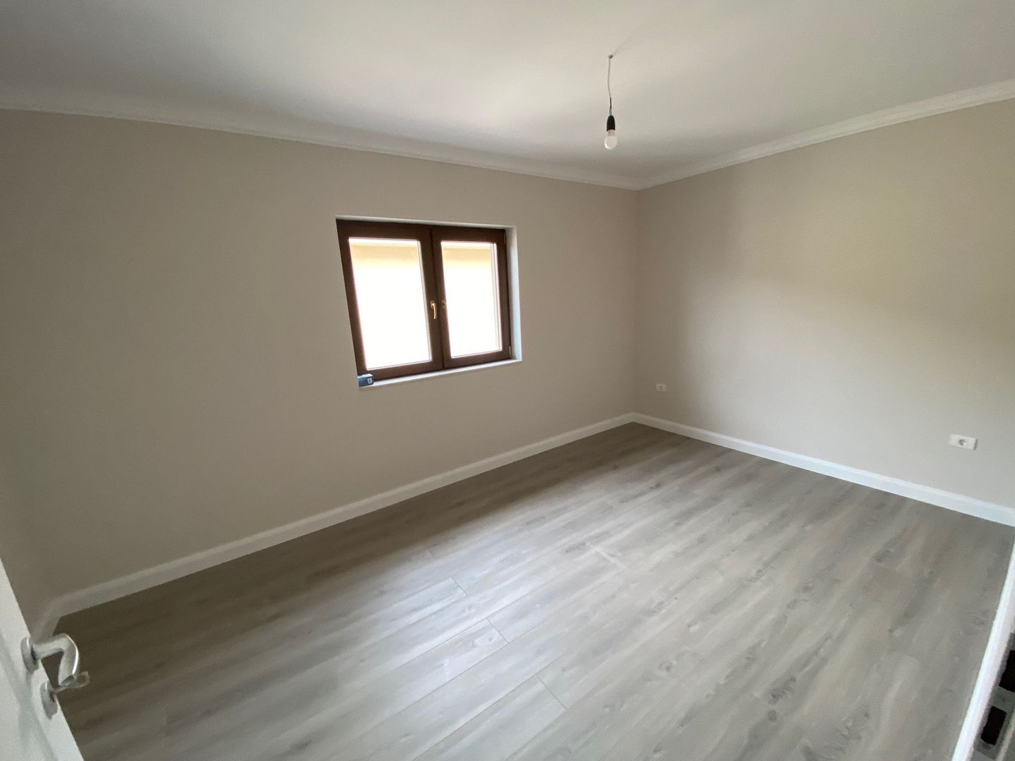 Duplex cu carport Dumbravita - IKEA - Poză 5