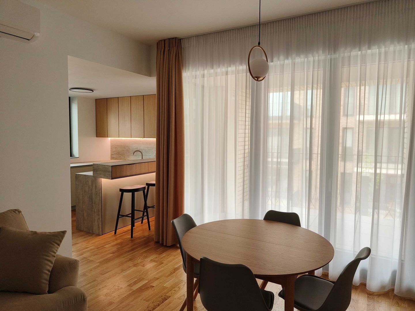 Apartament de inchiriat 3 camere si parcare | Avalon Estate - Poză 2