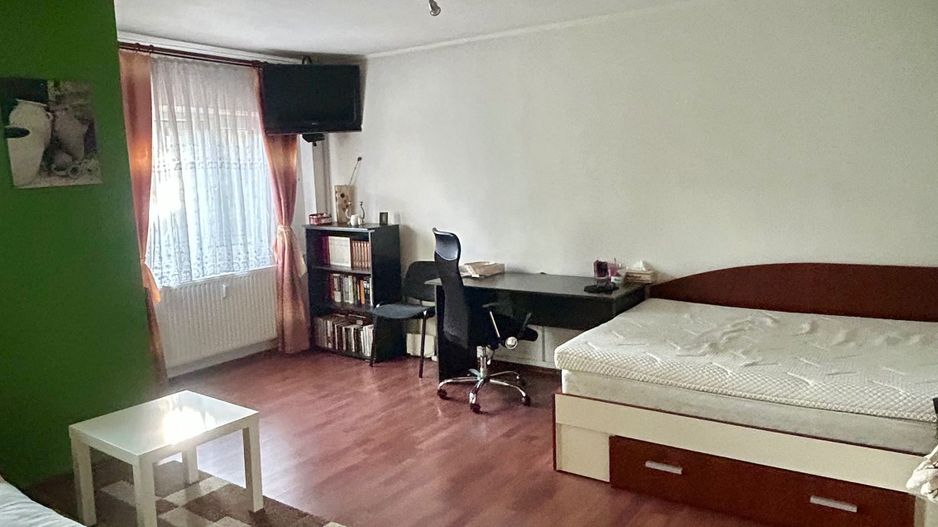 Vanzare Garsonieră decomandată 40 mp, etaj 1, 13 Septembrie - Poză 2