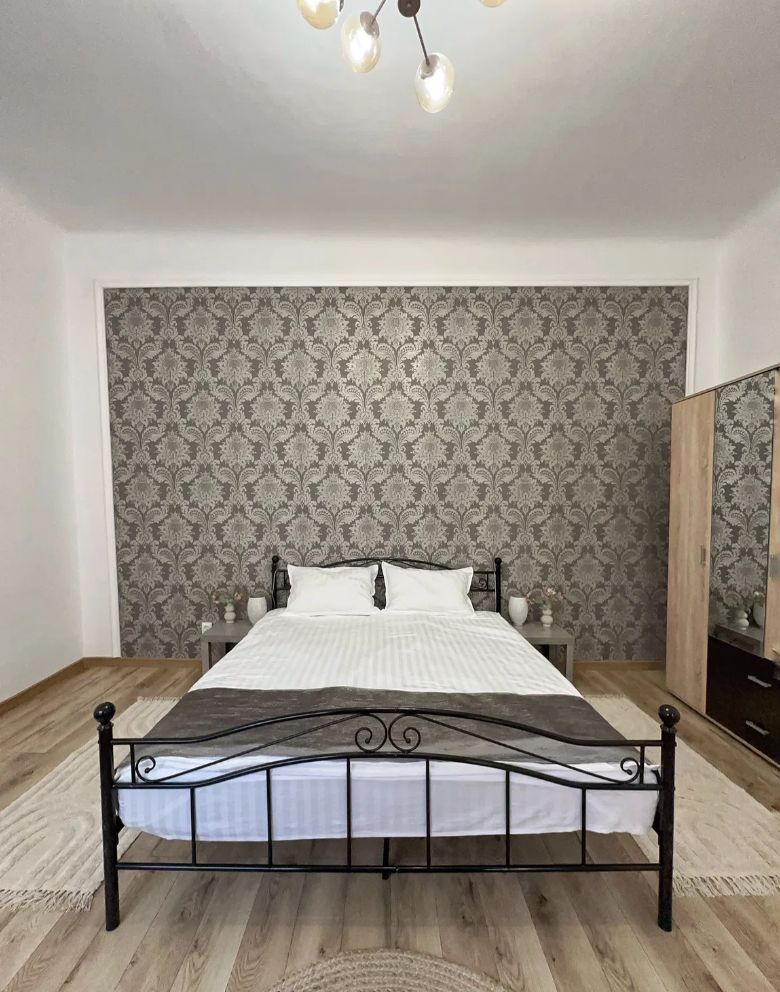 Apartament Modern De Inchiriat | Pet Friendly | Ultracentral | Terasa - Poză 1