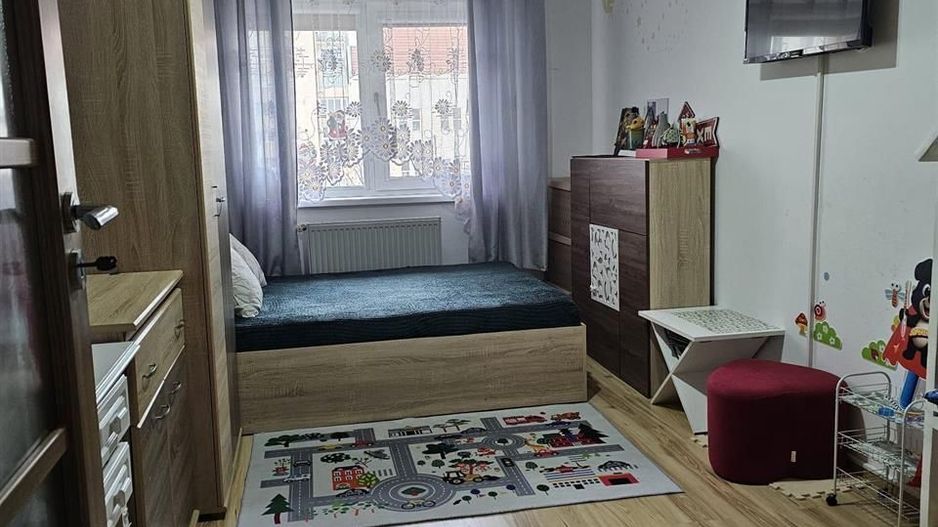 Apartament 3 camere Cetate et.3 pivnita bloc caramida - Poză 11