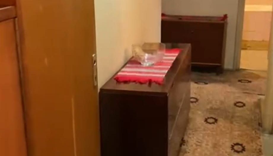 Apartament 4 camere de vanzare Apusului - Poză 2