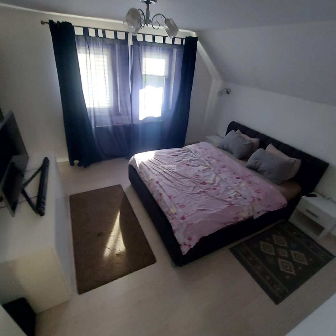 Casa   P+M /Golesti/Vrancea/170.000 neg/teren 1069mp - Poză 8