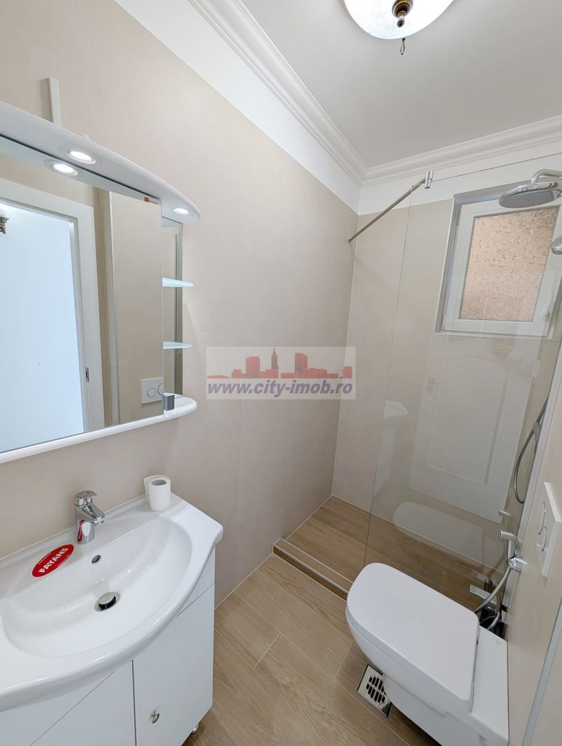 Inchiriere casa 5 camere,  Piața Victoriei,  Renovata 2025 - Poză 14