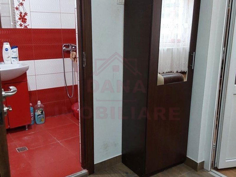 CASĂ ÎN CARANSEBEȘ \ ZONĂ CENTRALĂ / 150mp utili /DISPONIBILĂ IMEDIAT - Poză 6