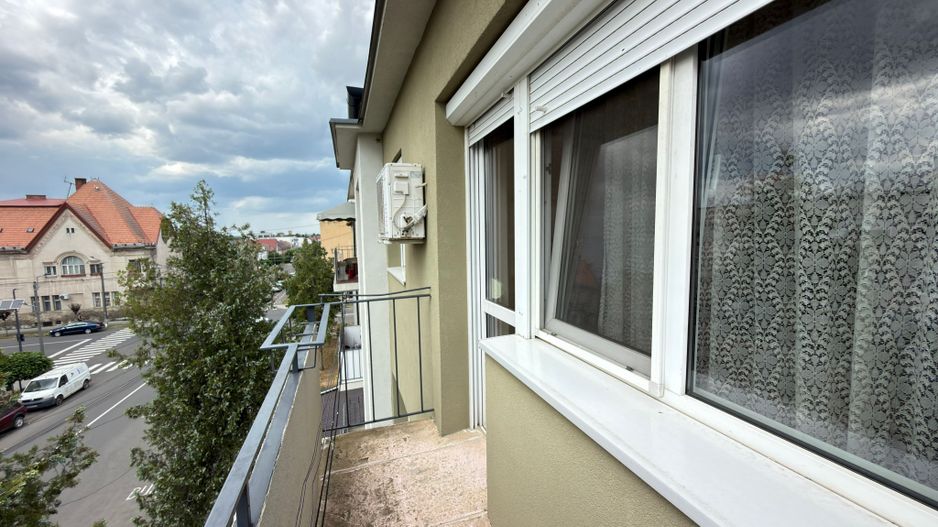 Apartament 2 camere Republicii Etaj III - Carei - Zona Blocul Verde - Poză 11