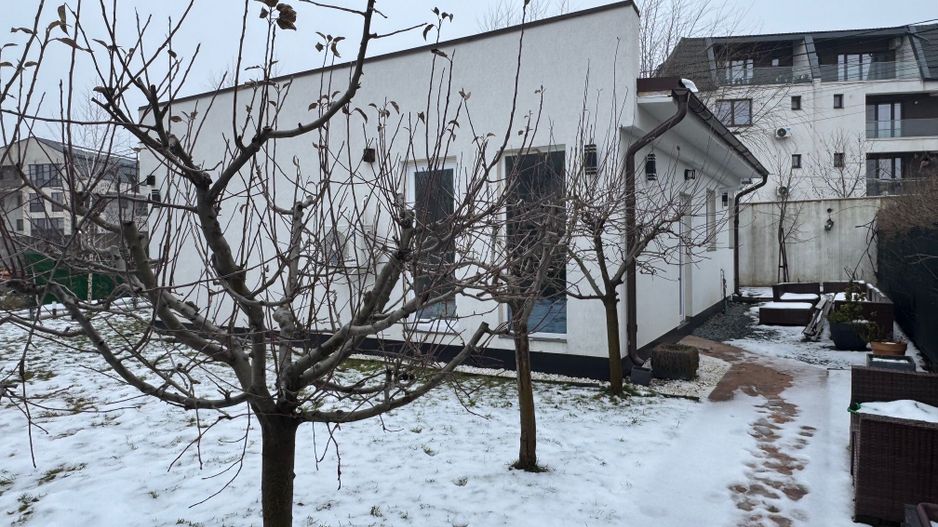 PRIMA CHIRIE, Casa pe parter, 3 camere, 70m2, 23 AUGUST - Poză 7