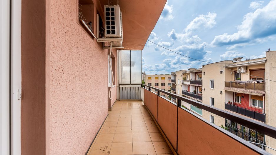 Apartament ultrafinisat la cheie cu 2 camere decomandat Piata Mica - Poză 6