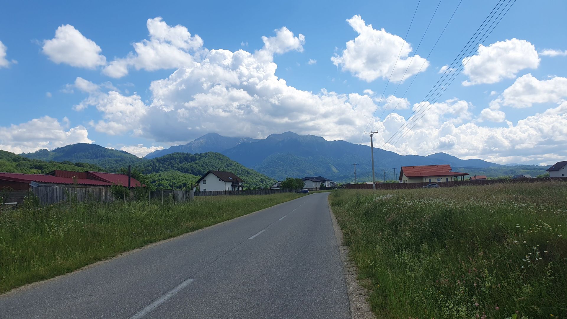 Rasnov -Glejarie 1000 mp front 42m posibilitate duplex sau 2 constructii - Poză 8