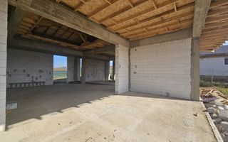 Casa plan parter - 145mp - Bucium - Poză 11