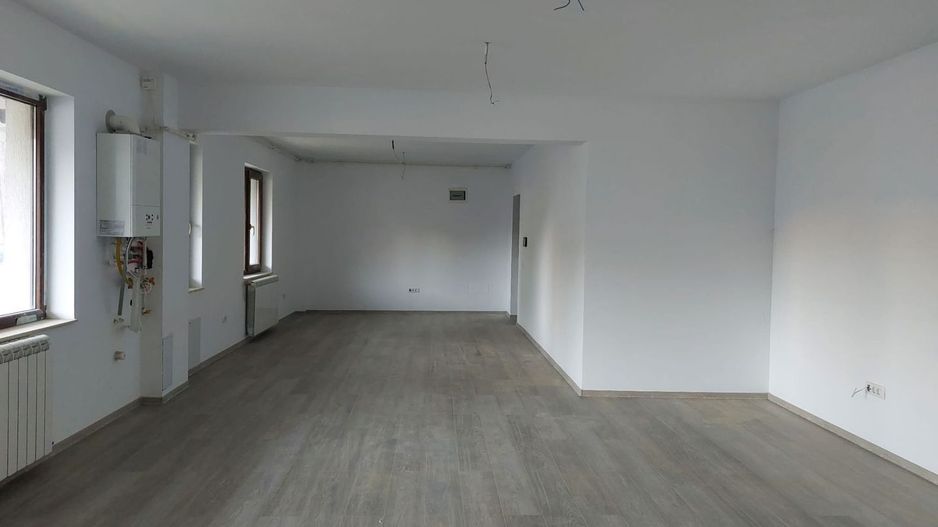 URGENT!, PRIMUL CHIRIAS, CONTORIZAT,FARA MENTENANTA ZERO, NEGOCIABIL - Poză 2