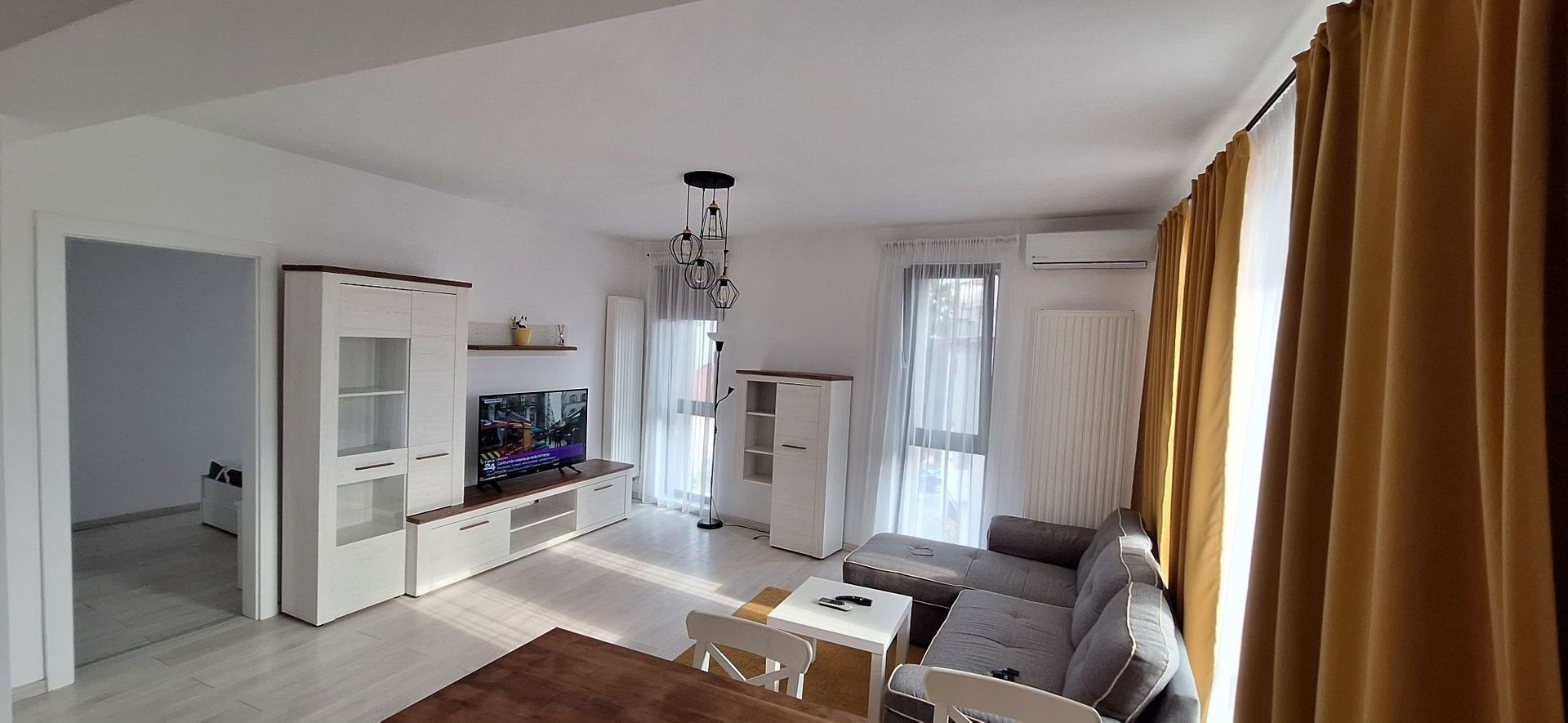 Apartament cu 2 camere de inchiriat | zona Ferdinand - Mosilor - Poză 3