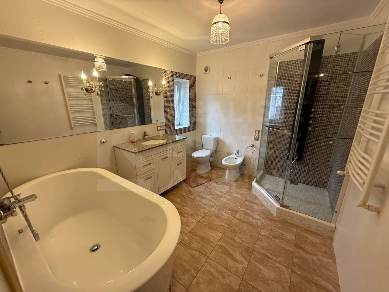 Chirie, casă, 5 camere, strada Sfântul Mihail, Băcioi - Poză 14