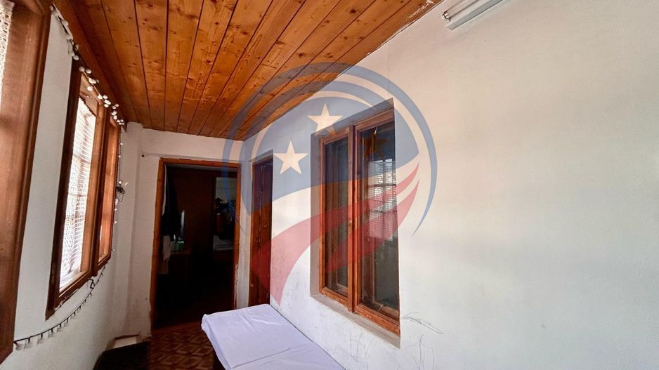 Apartament la casă, 2 camere + curte proprie, 85 mp – Str. C.D. Fortunescu - Poză 3