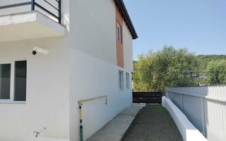 Vânzare 1/2 casă duplex, Visani, Iași - Poză 2