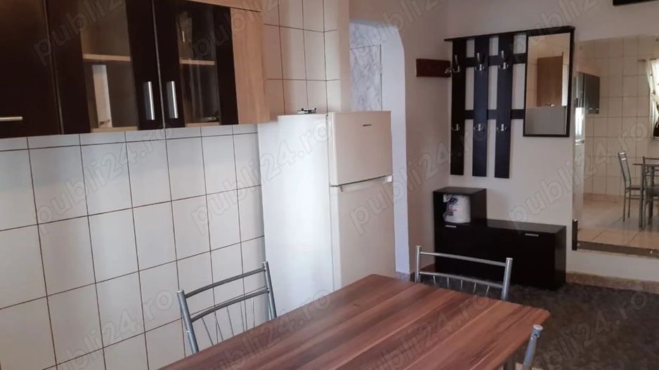 De inchiriat apartament 2 camere zona Teiul Doamne - Poză 3