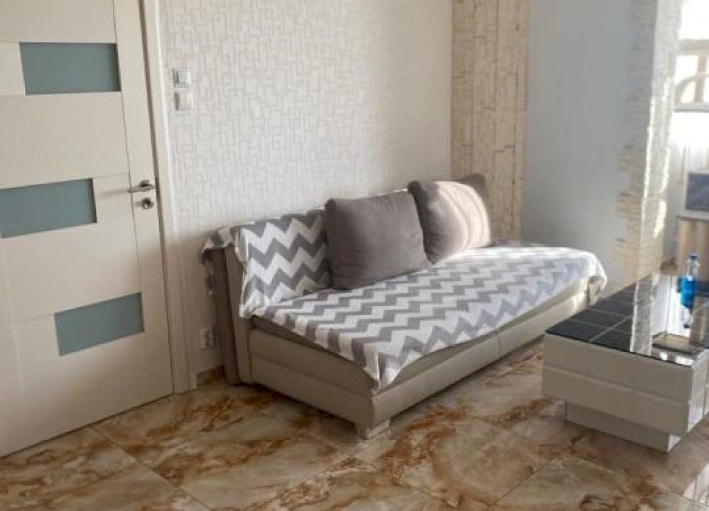 Vanzari Apartament 4 camere de vanzare Veteranilor - Poză 3