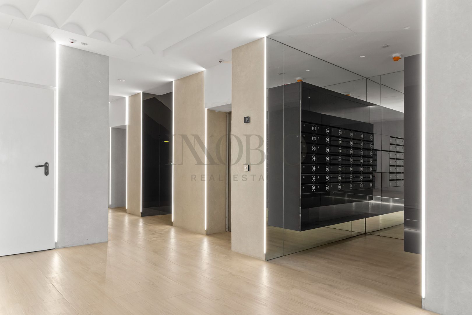 Cortina North - Poză 4