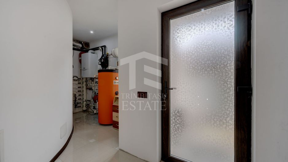 Vilă 342 mp cu piscină și 800 mp teren / 4 dormitoare / Pleașa - Poză 72