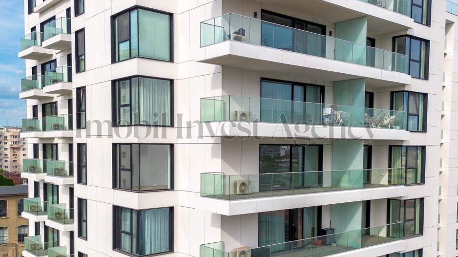 One Timpuri Noi - Poză 5