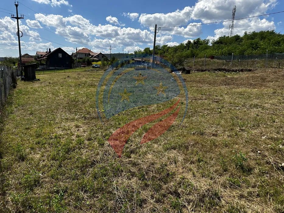 Teren intravilan Santana de Mures, 1200 mp, construibil 2 case! - Poză 2