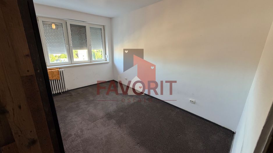 Disponibil imediat. Pozitie excelenta. Bloc izolat - Poză 11