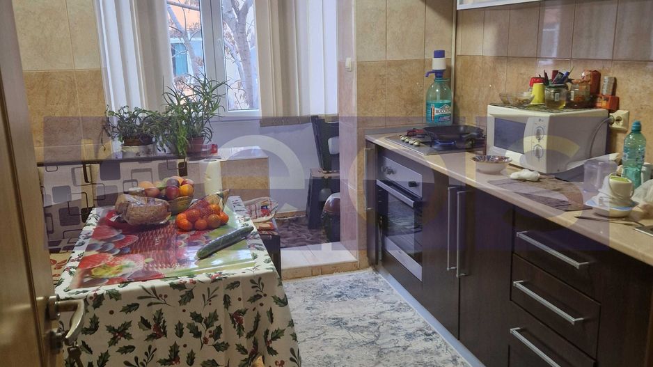 VANZARE 3 CAMERE - DECOMANDAT- DRISTOR-10 min de metrou - Poză 5