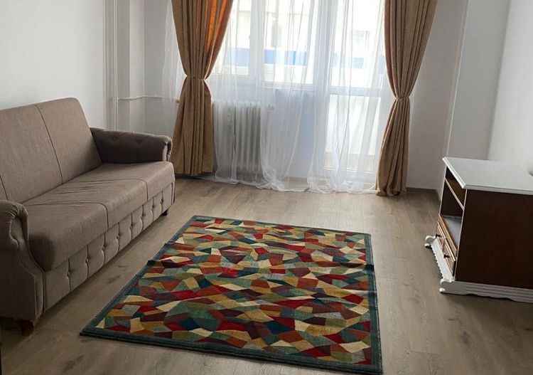 De inchiriat apartament cu 2 camere RENOVAT , Sun Plaza sector4 - Poză 2