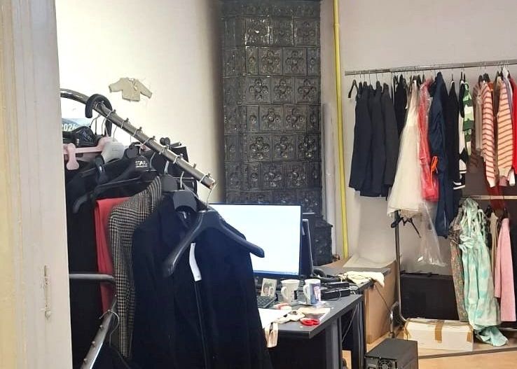 Sanctuar de Epocă: Reședință Grandioasă cu 10 Camere, Turn și Grădină - Poză 5