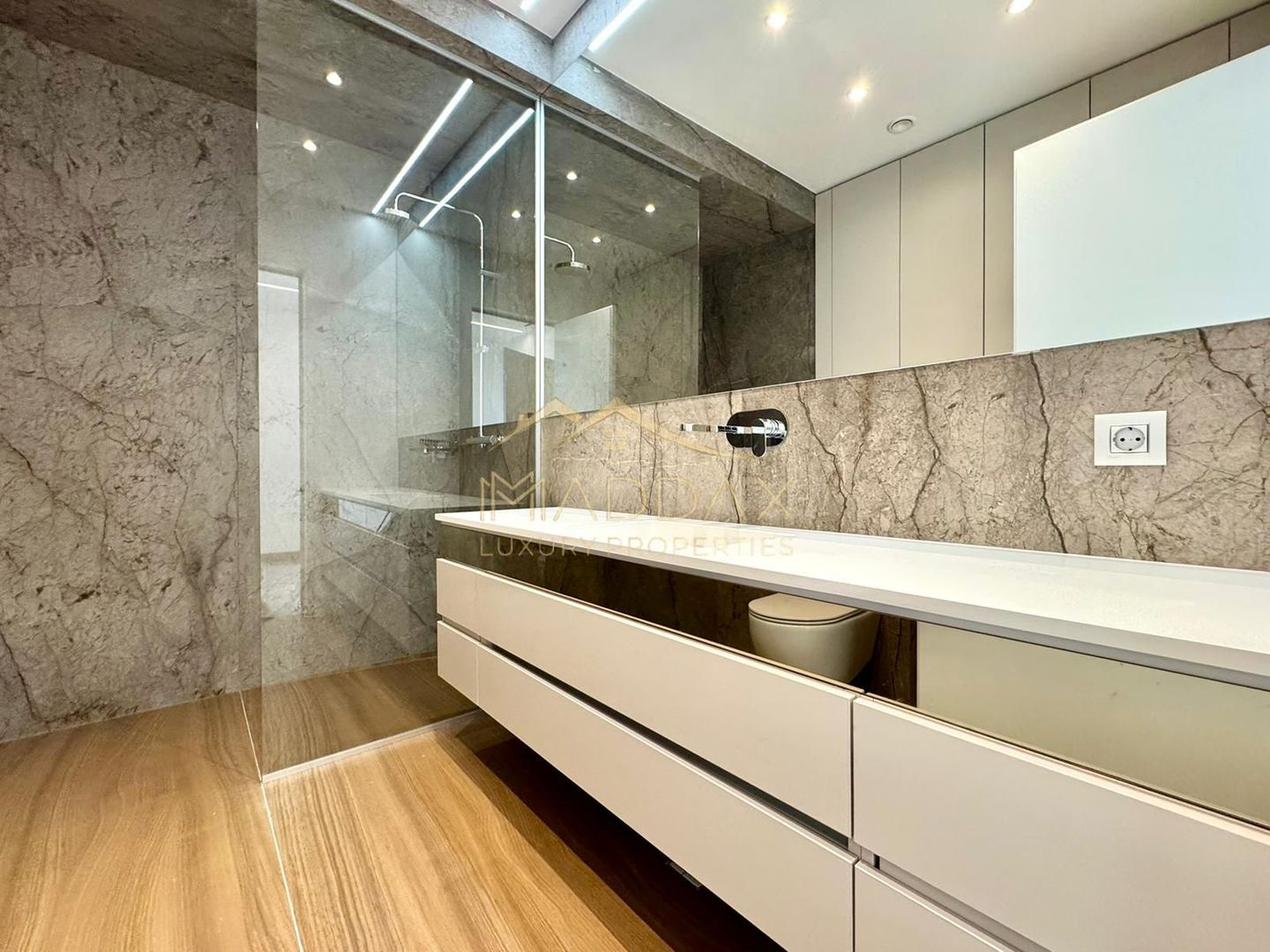 Apartament cu 4 Camere *223mp utili* / 2 parking / Zona Kiseleff - Poză 17