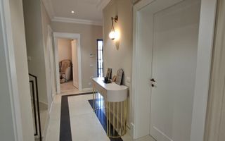 Vila spatioasa cu piscina - Dumbravita/Padurea Verde - Poză 14