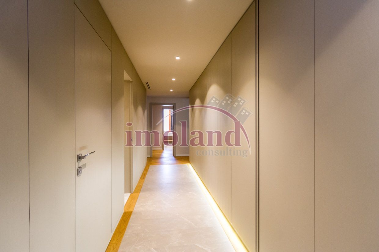 Inchiriere - Apartament - 4 camere - Primaverii - Poză 8