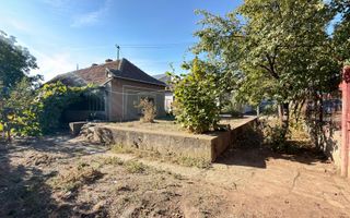 Casa 3 camere, Teren 518 mp - Str. M. Kogălniceanu - Carei - Poză 1