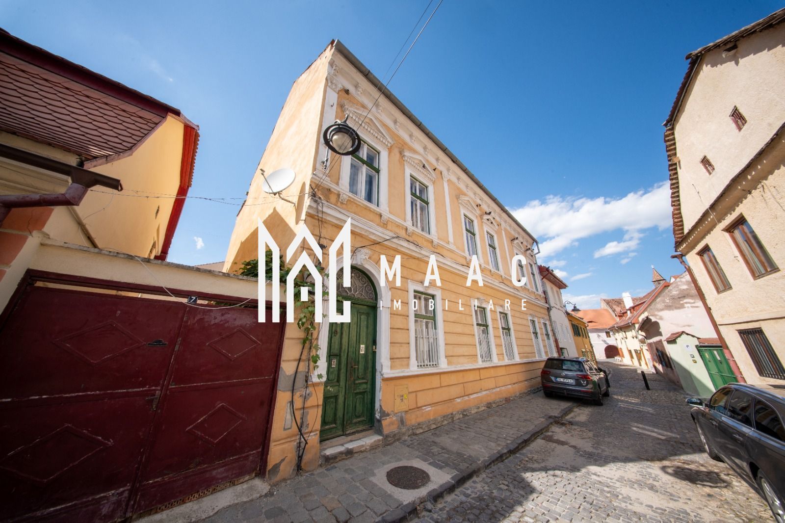 Casă 6 camere | Ultracentral Sibiu | 280 mp, curte proprie - Poză 1