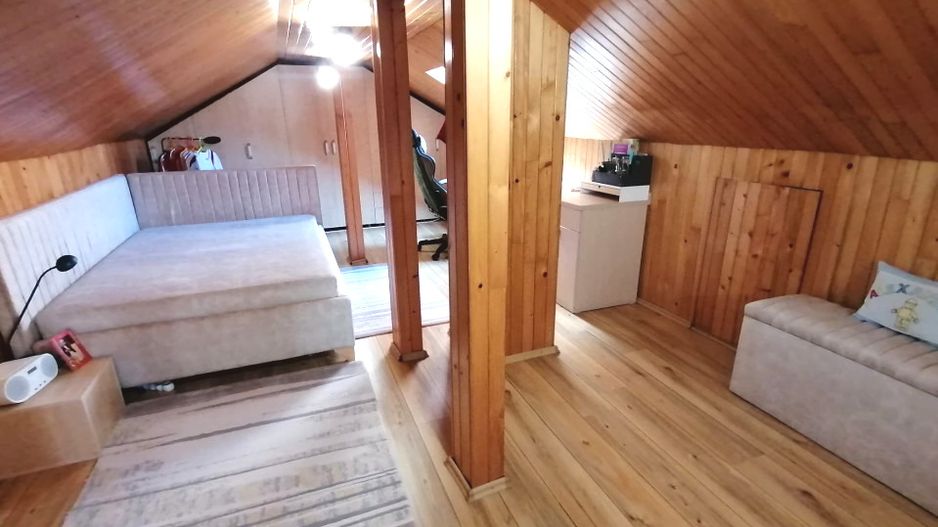 COICIU (Cod 01) Armonie și Eleganță pentru Două Generații! - Poză 35