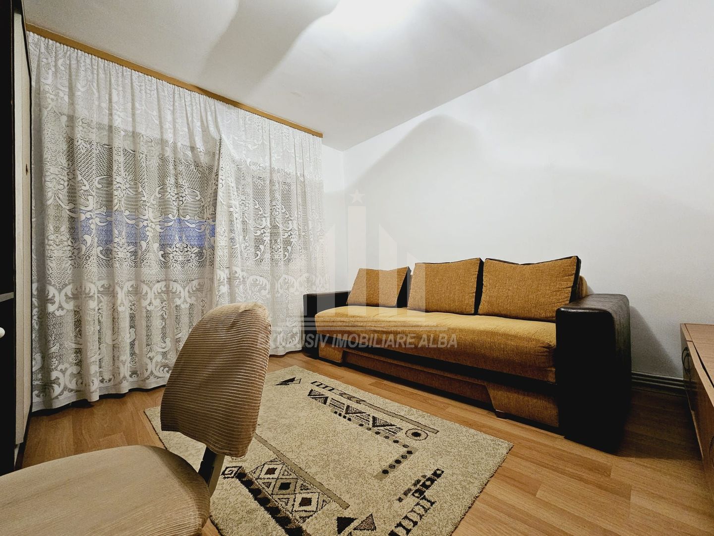 Apartament cu 2 camere decomandate, Ampoi 3 - Poză 6