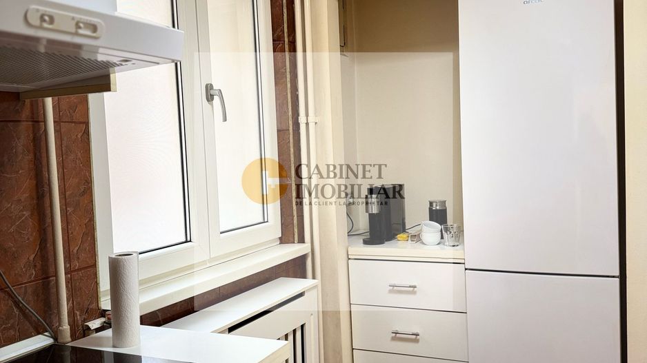 2 camere|  Decomandat | Sala Palatului |  Bloc din 1962 - Poză 12