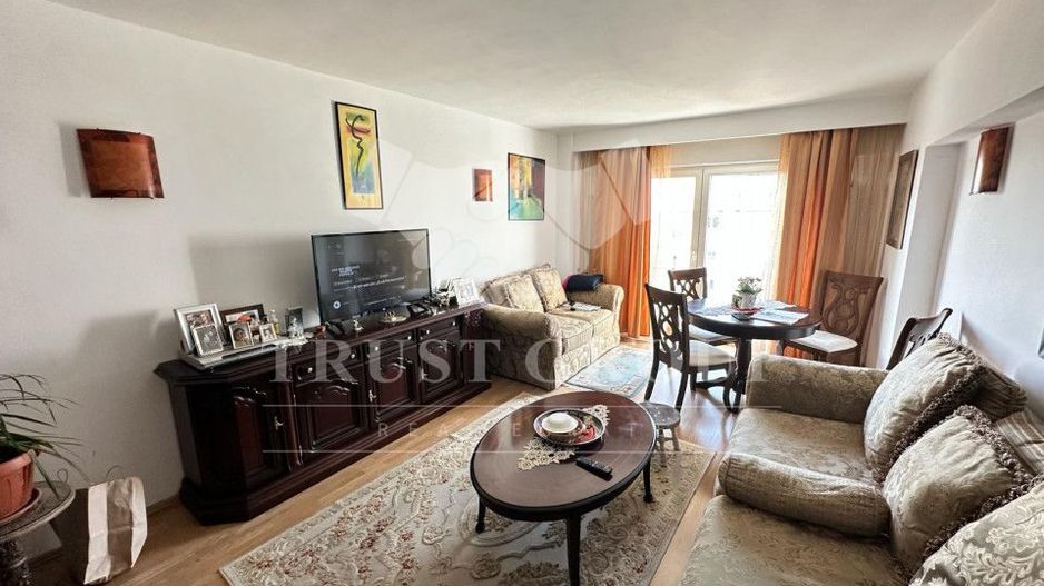Apartament 4 camere Unirii | 1995 | decomandat | stradal | - Poză 5