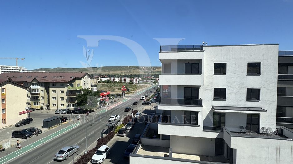 Apartament 81 mp / complet decomandat / Zona Eroilor - Poză 15