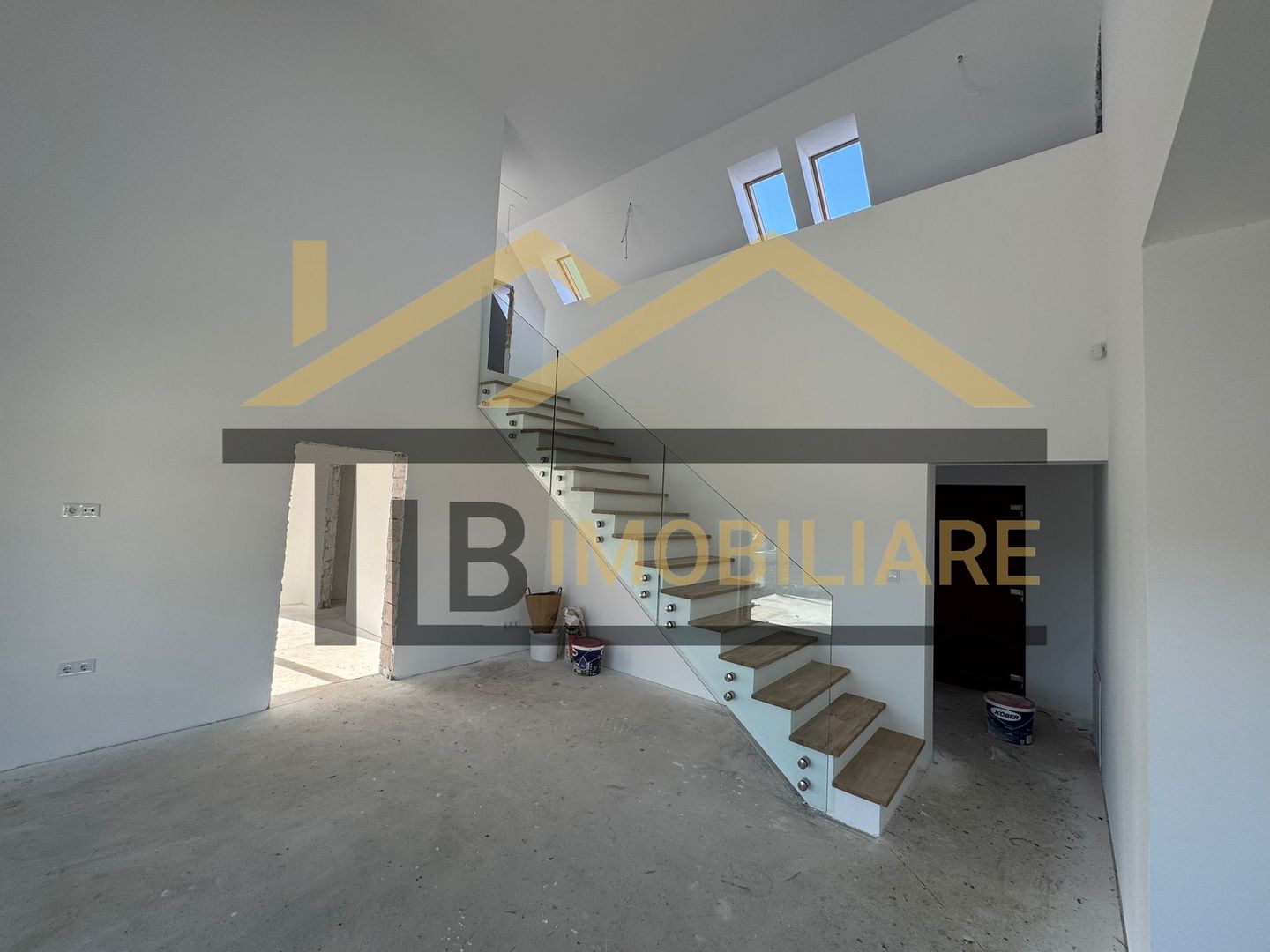 Casa individuala 4 camere, 140 mp utili, 600 mp teren, Zona Sangiorgiu de Mures - Poză 4