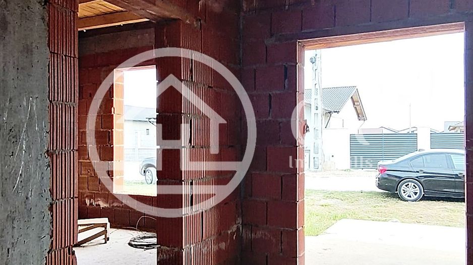 Casa de vanzare cu 4 camere in zona Santandrei, Oradea - Poză 17