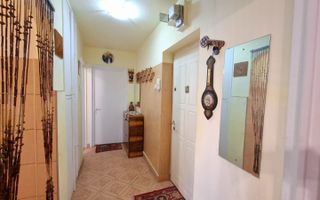 Apartament cu 2 camere de vanzare -Piata Victoriei Targu Mures - Poză 5