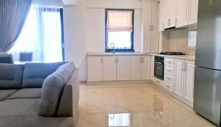 Apartament 2 camere de închiriat în ansamblul Roka Concept, Micro 17