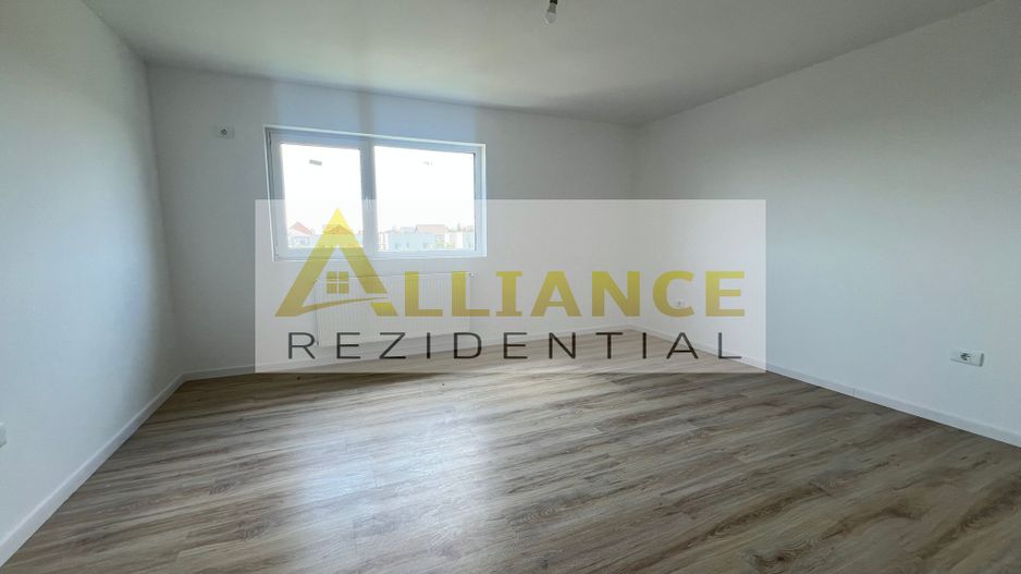 Casa tip duplex - 3 camere - 2 bai-800 M DE STV - Poză 8