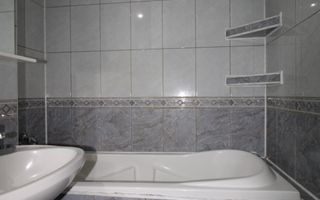 Simion Barnutiu, 2 camere, centrala proprie. - Poză 5