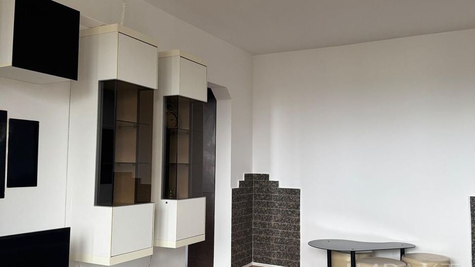 Apartament cu 2 camere deosebit langa Iulius Mall ! - Poză 3
