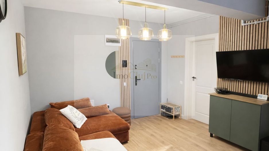 Vânzare Apartament modern cu 3 camere- zona Frunzișului- Parcare. - Poză 3