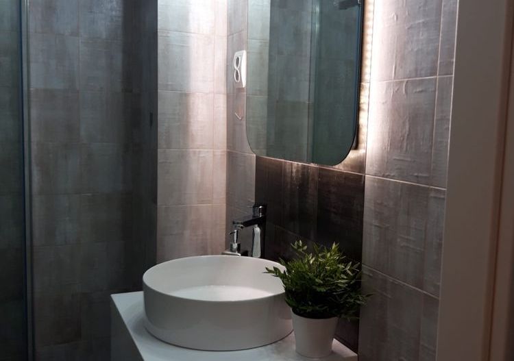 Vand apartament zona Razoare (mobilat, utilat premium) - Poză 7