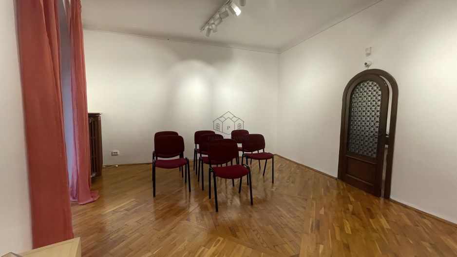 VILA SUPERBA LA INCHIRIERE PRETABILA CA SPATIU DE BIROU SAU REZIDENTA - Poză 19